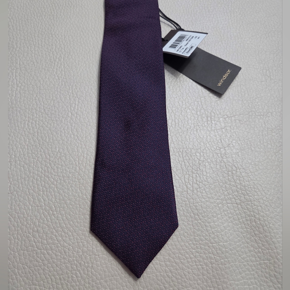 Windsor. Men's 100% Silk Tie - Made In Italy